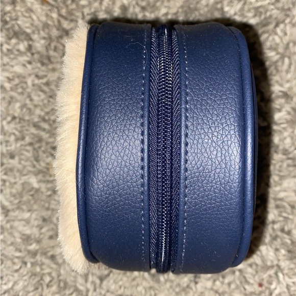 bath & body works makeup case - Picture 2 of 4